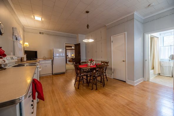 6 W Fulton St, Edgerton, WI 53534